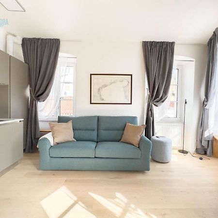 Corridoni 2E Tirabora Short Rent Lejlighed Trieste Eksteriør billede